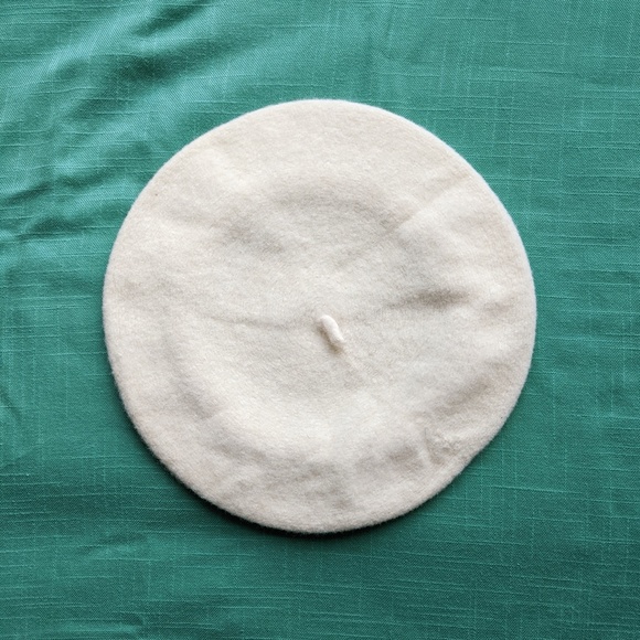 Vintage Cream 100% Wool Beret